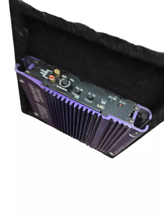 TUBA SUBWOOFER MAGNAT + WZMACNIACZ
