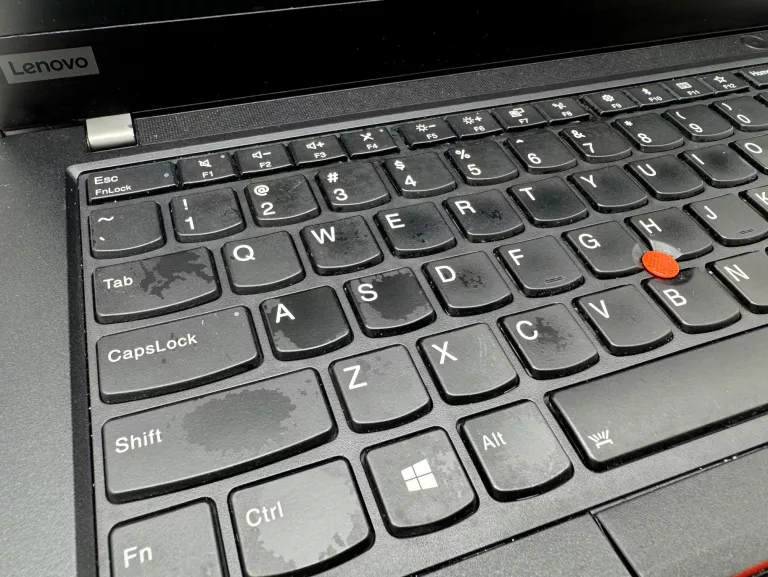 LAPTOP LENOVO T490 + ŁAD