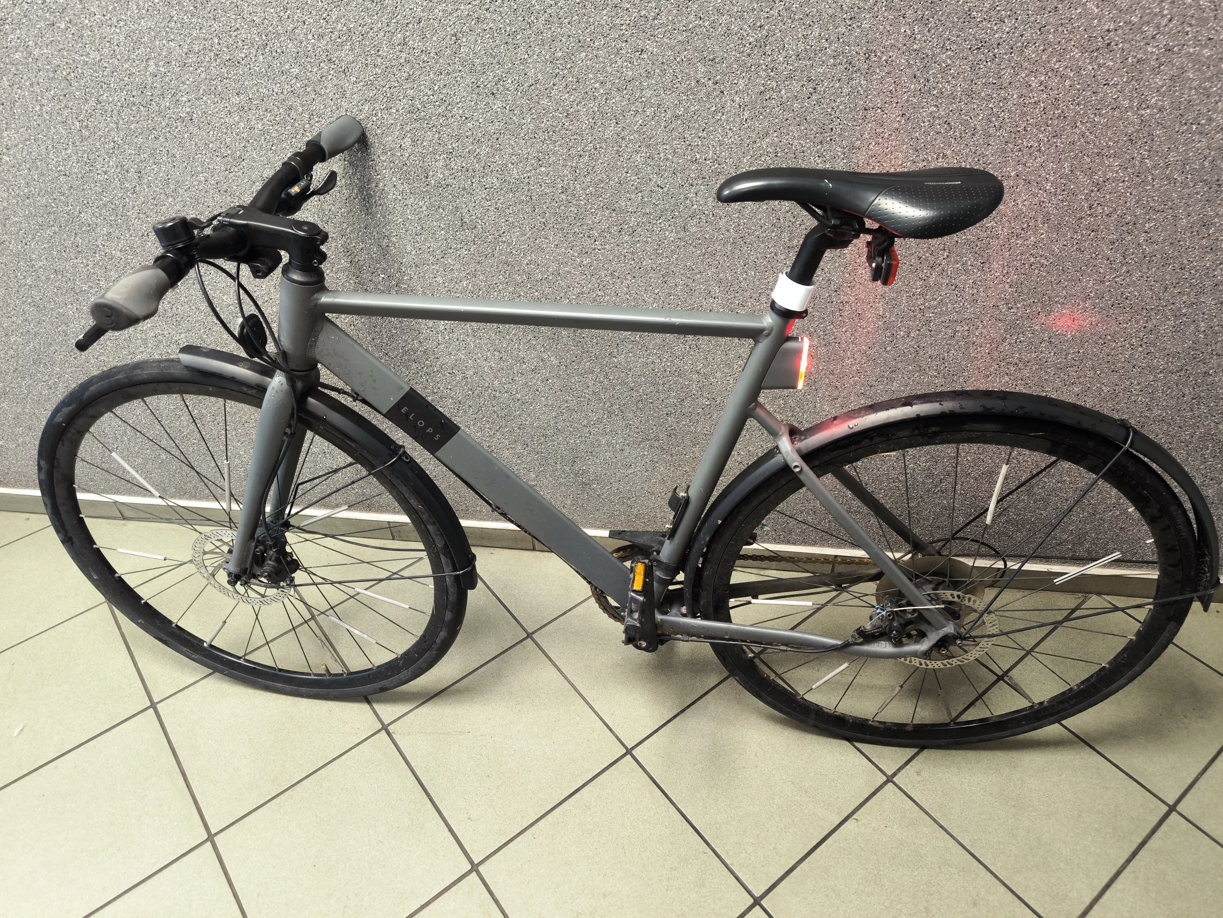 rower-elops-speed900-material-ramy-179-1