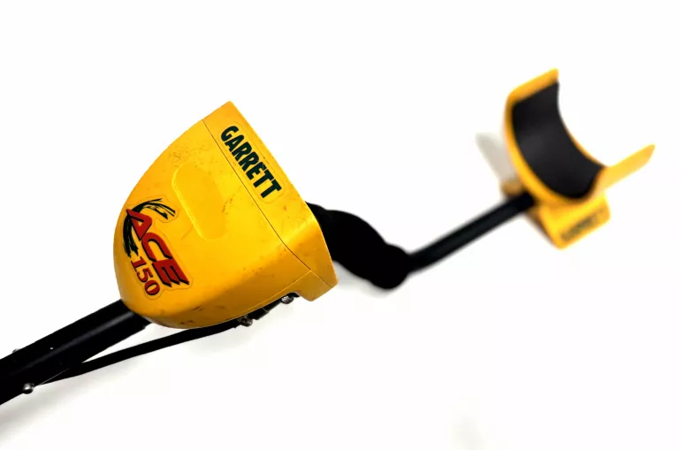 GARRETT ACE 150 DETEKTOR WYKRYWACZ METALI