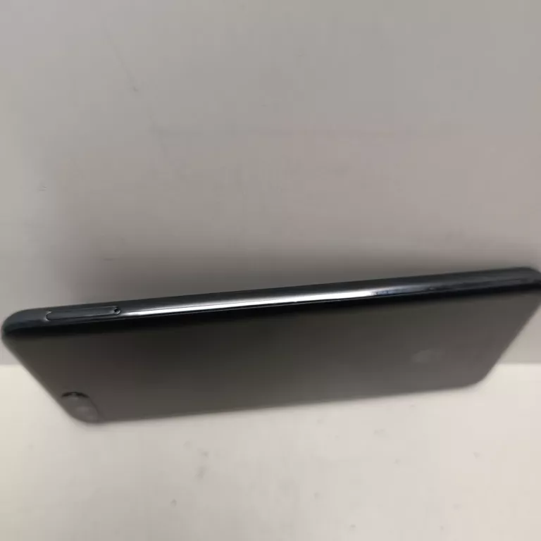 TELEFON HUAWEI Y6 2018 2/16GB