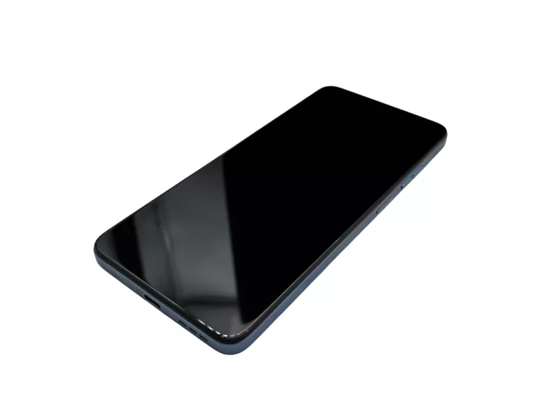 TELEFON MOTOROLA MOTO E15 2/64GB 6.67" 5200 MAH