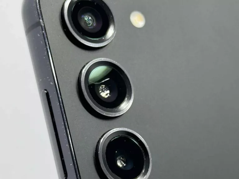 SAMSUNG S23 256GB BEZ BLOKAD