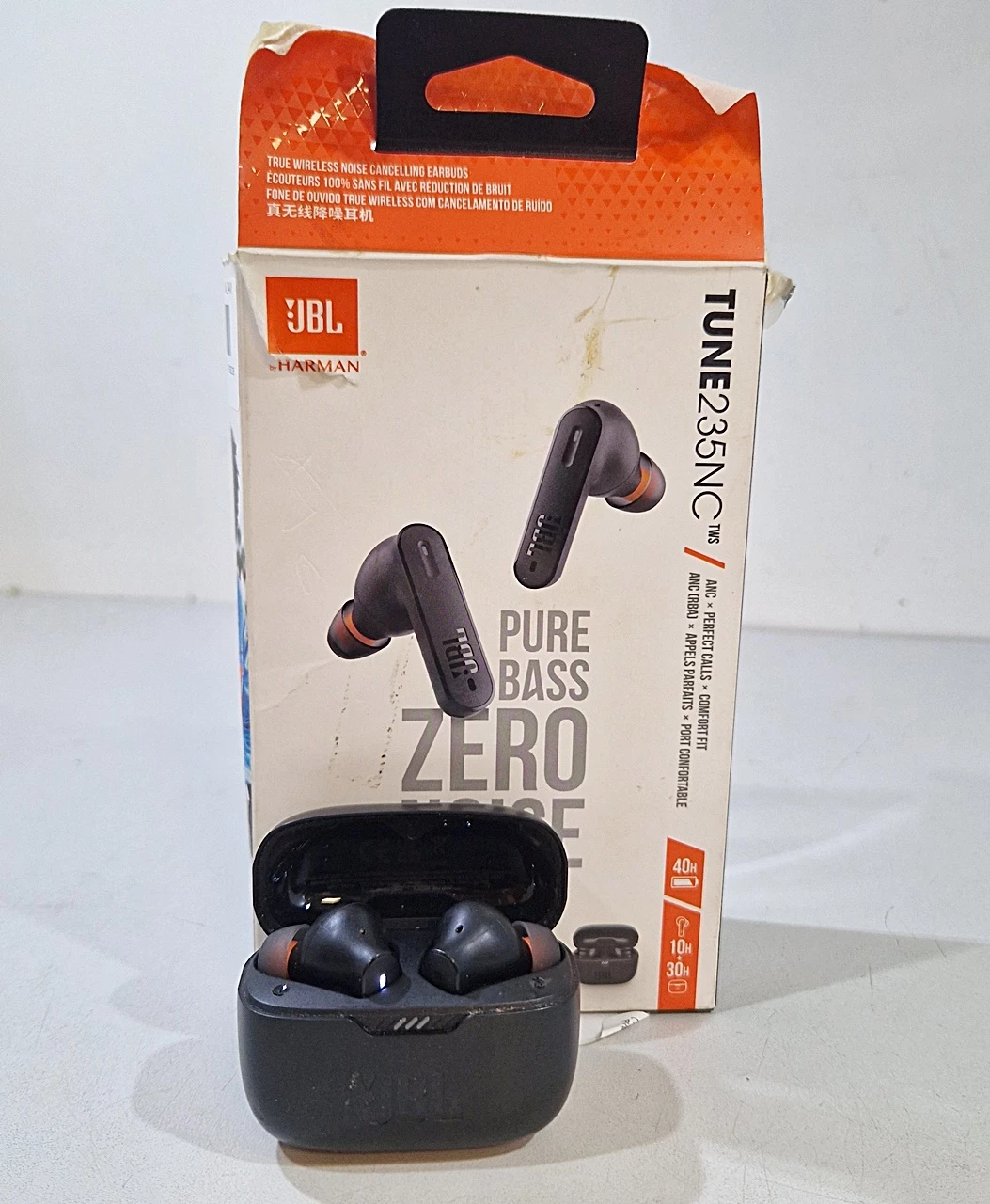 sluchawki-dokanalowe-jbl-tune-235-trzebnicka-561c-wroclaw-gracja