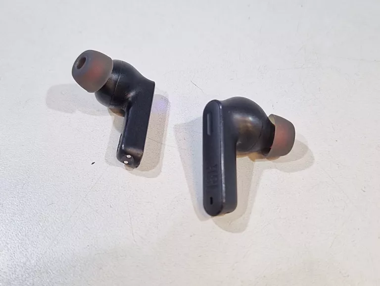 SŁUCHAWKI DOKANAŁOWE JBL TUNE 235
