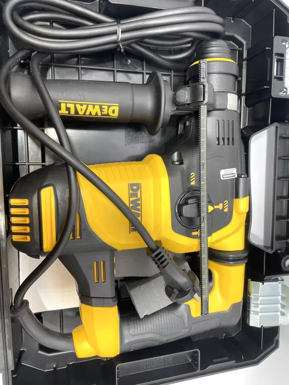 MŁOTOWIERTARKA SDS PLUS 950 W D25333K DEWALT *IGŁA*