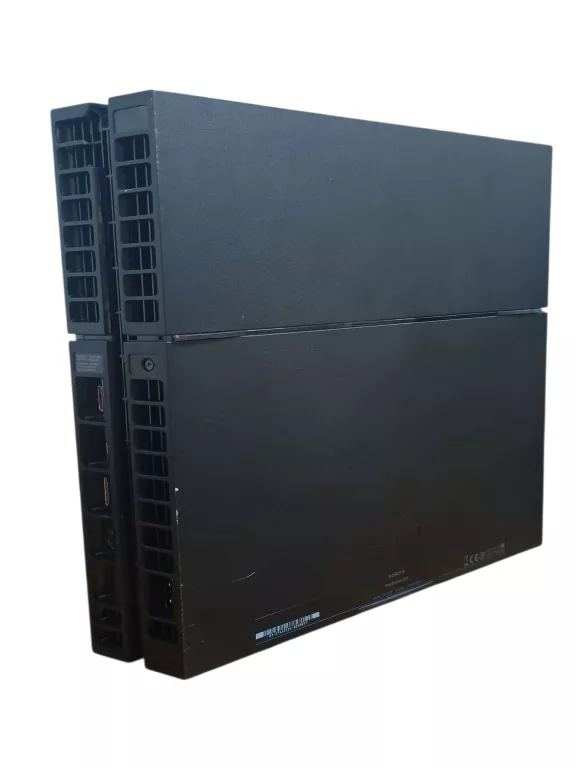 KONSOLA SONY PLAYSTATION 4 500GB + PAD