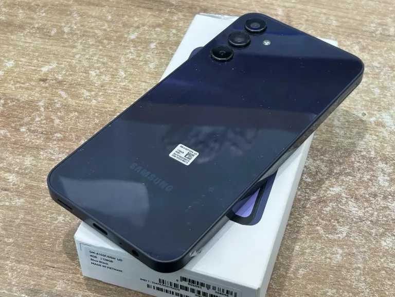 TELEFON SAMSUNG GALAXY A15 128GB KARTONIK