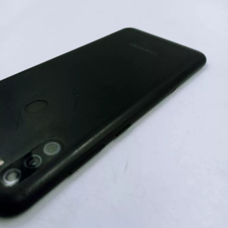 TELEFON SAMSUNG M11