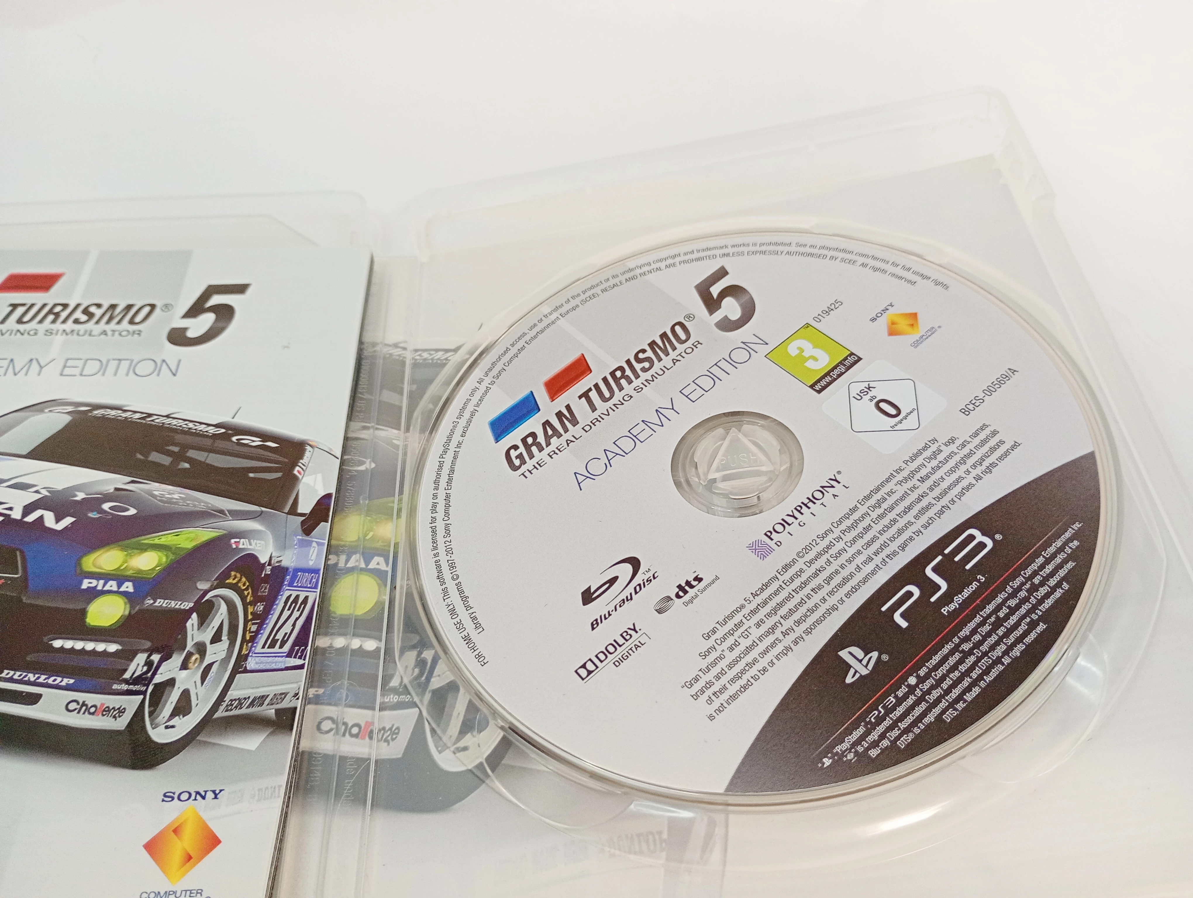gran-turismo-5-academy-edition-ps3-stan-11323-2
