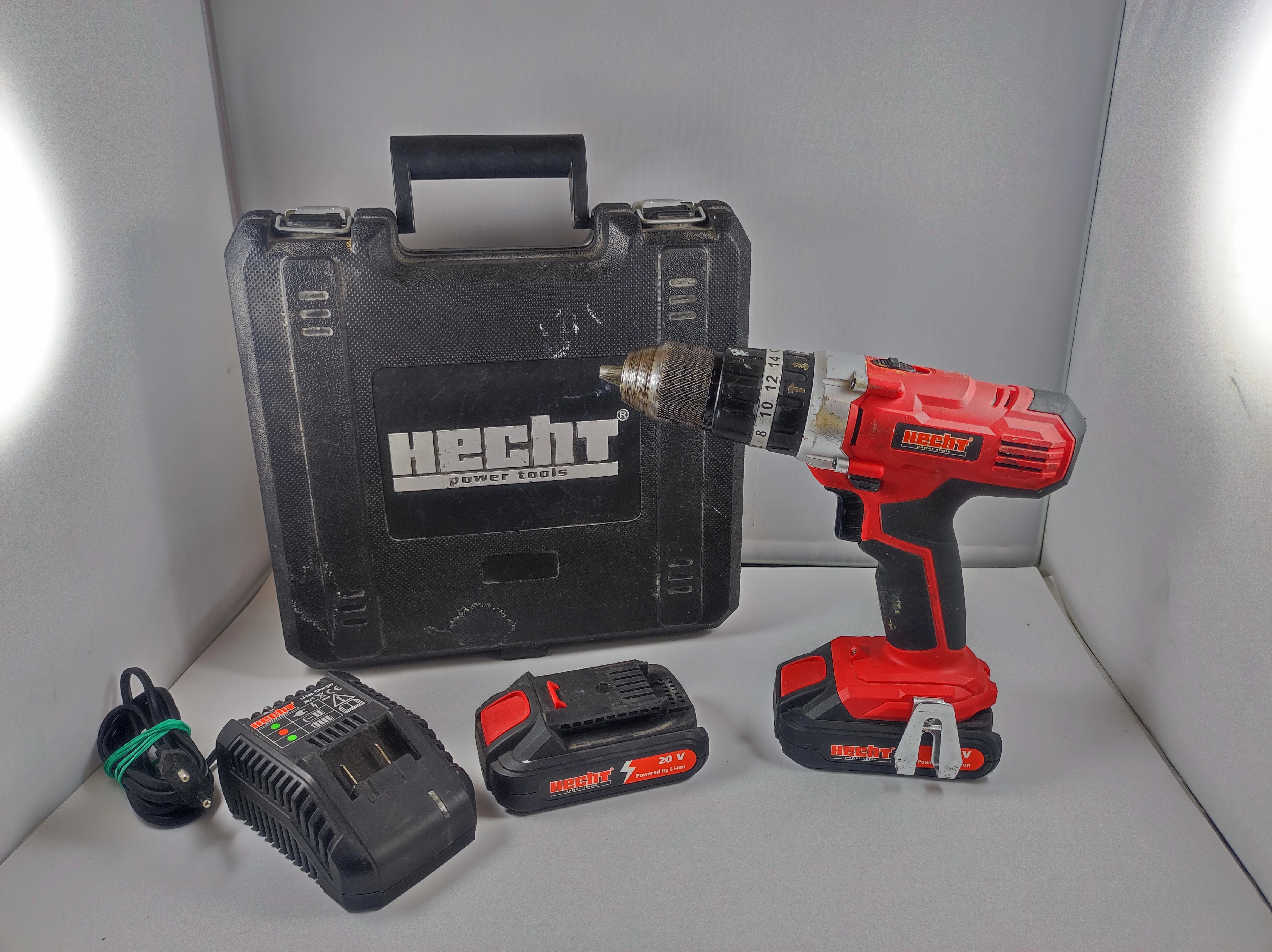 wkretarka-hecht-1278-2-aku-ladowarka-wielka-rzeznicka-1-srem-centrum