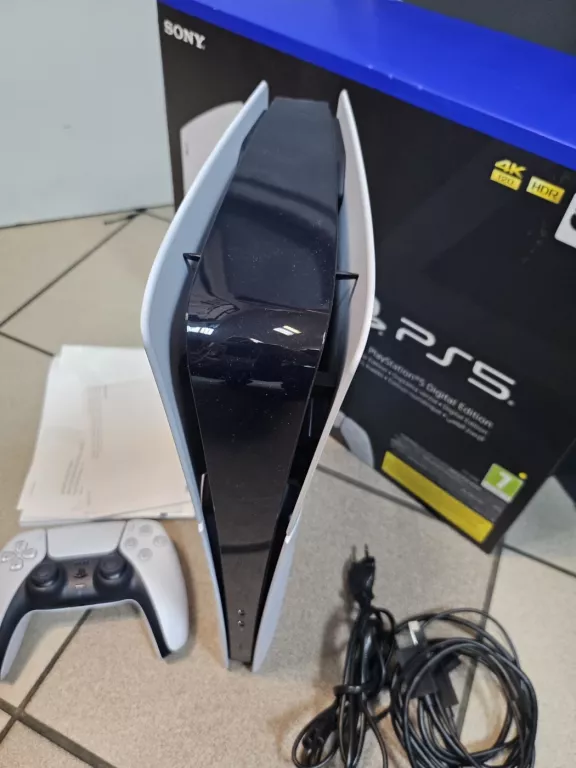KONSOLA PS5 SLIM DIGITAL