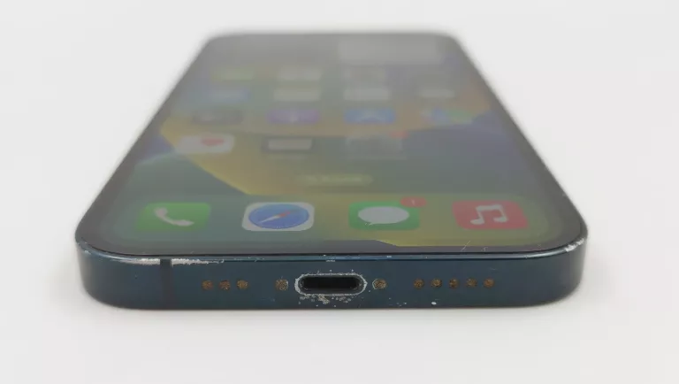 telefon-apple-iphone-13-4128gb-bateria-83-kod-producenta-mlpf3qla