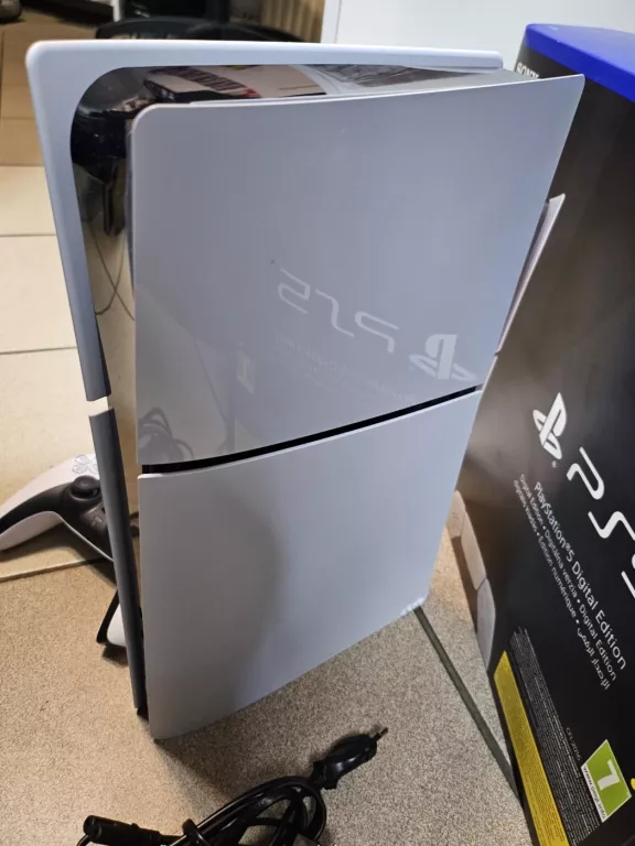 KONSOLA PS5 SLIM DIGITAL