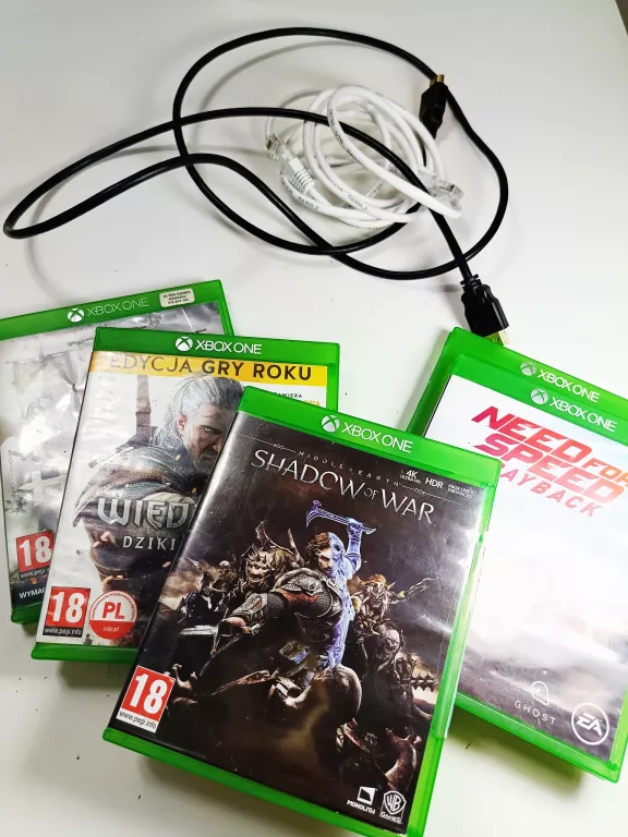 KONSOLA XBOX ONE 2 PADY + 5 GIER + OKABLOWANIE