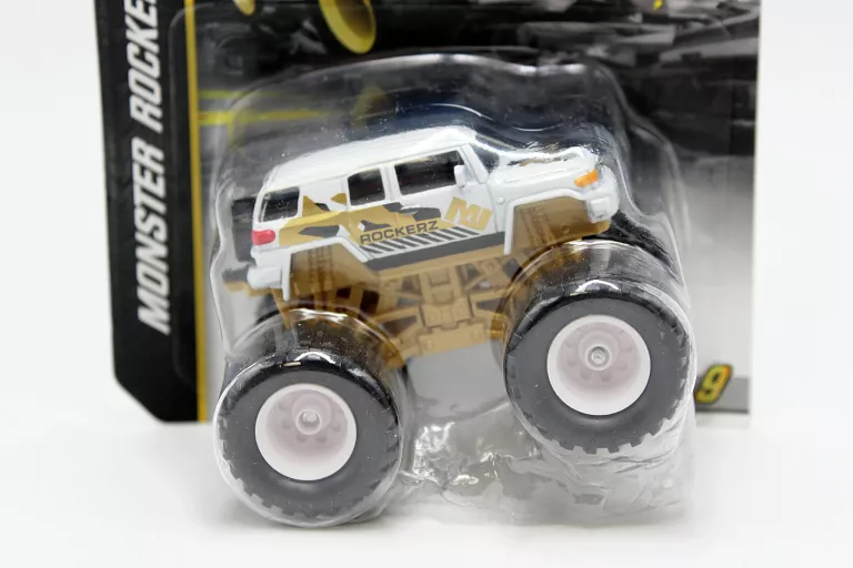 MONSTER TRUCK MAJORETTE MONSTER ROCKERZ - TOYOTA FJ CRUISER