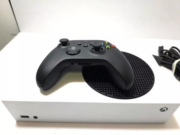 KONSOLA XBOX SERIES S + PAD OKABLOWANIE