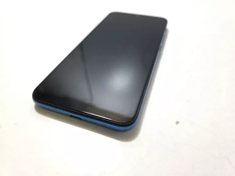 TELEFON MOTOROLA MOTO E7