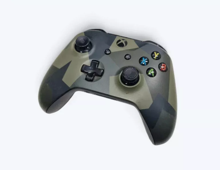 KONSOLA XBOX ONE 1540 500GB + PAD + KINECT