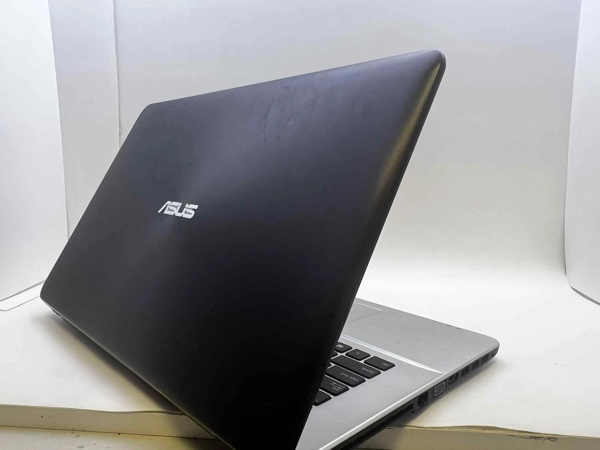 laptop-asus-k751l-8250intel-core-i7tobralad-ean-gtin-4712900336504