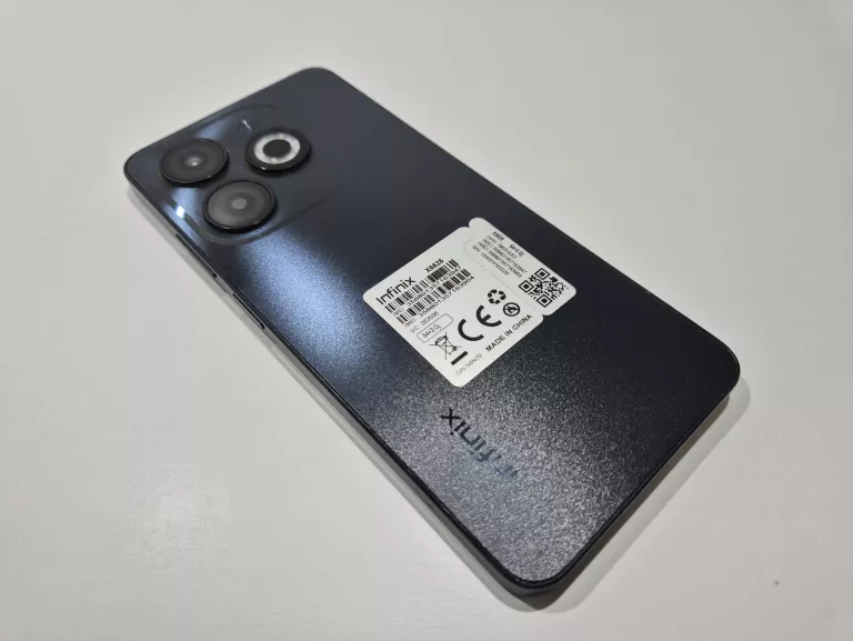 INFINIX SMART 8 3/64GB