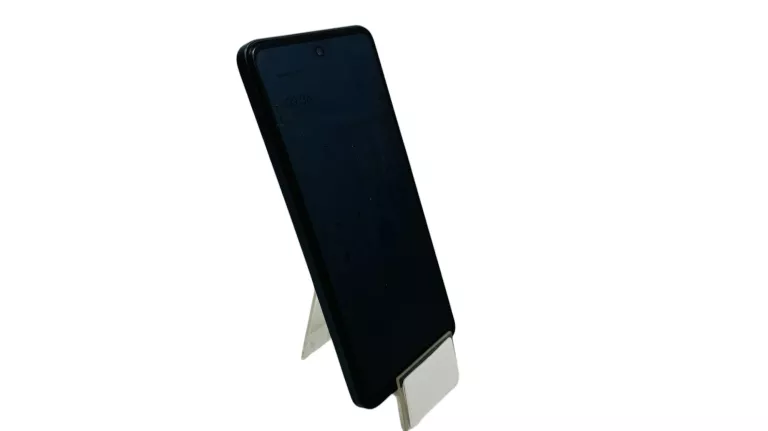 TELEFON INFINIX SMART 8 ROZBITY WYŚWIETLACZ