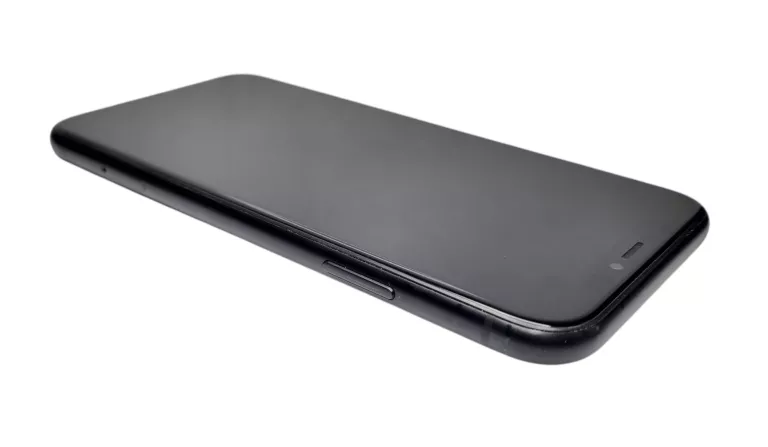 IPHONE XR 64GB /3GB/64GB /KONDYCJA 84%
