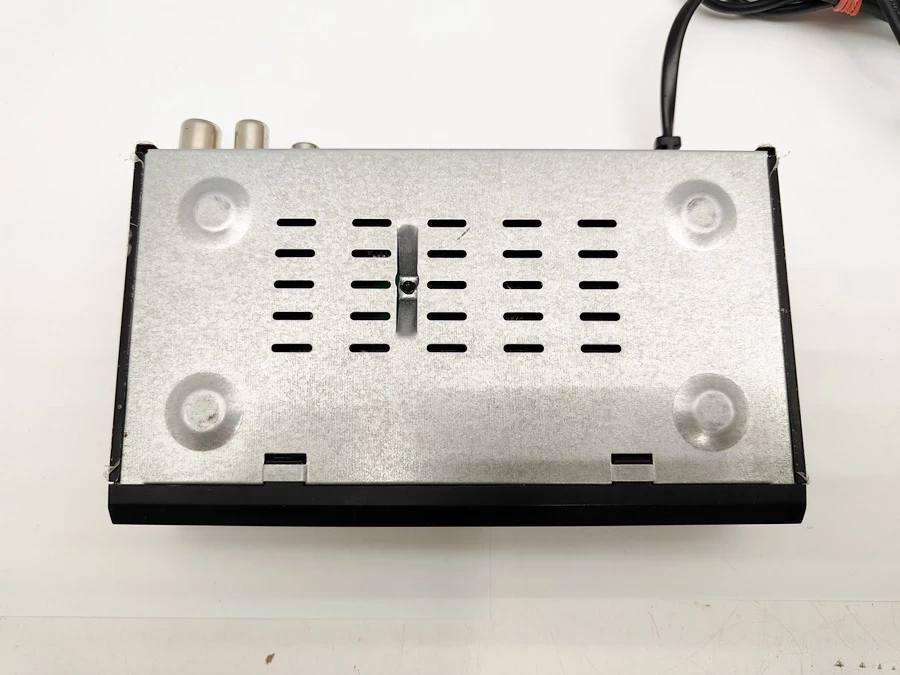 dekoder-dvb-t2-vakoss-pilot-waga-produktu-z-opakowaniem-jednostkowym-0400