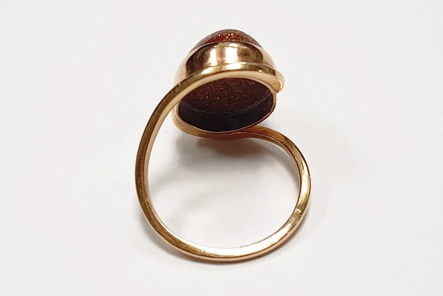 zloty-pierscionek-z-kamieniem-pr-585-482-g-rozmiarsrednica-wew-mm-372-9