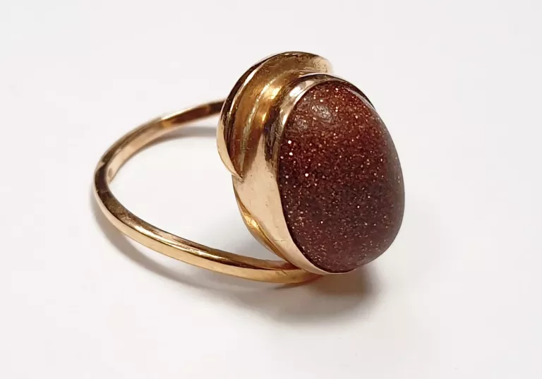 zloty-pierscionek-z-kamieniem-pr-585-482-g-material-15835-2