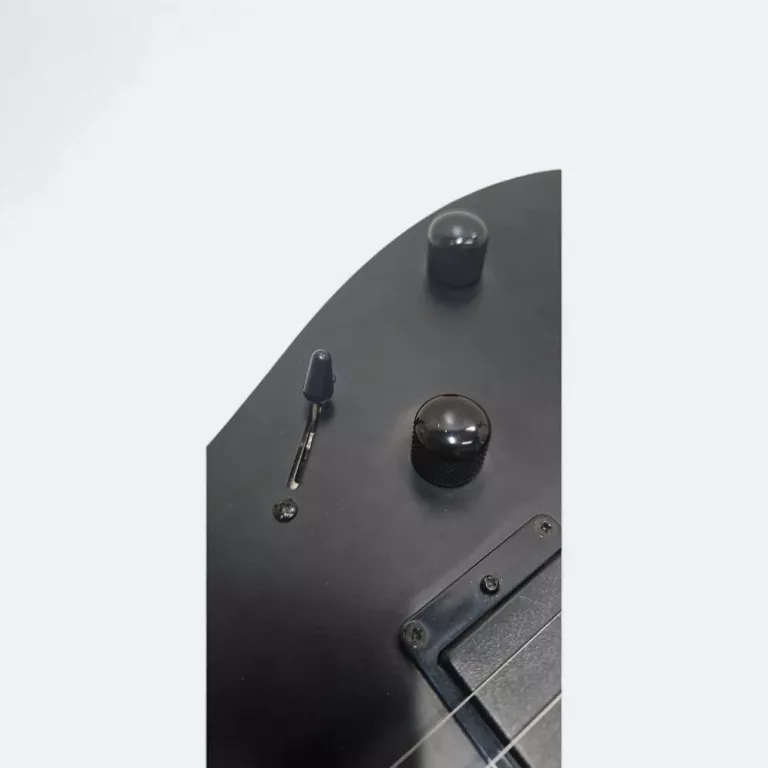 GITARA ELEKTRYCZNA IBANEZ GIO + FUTERAŁ