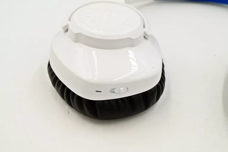 SŁUCHAWKI BEZPRZEWODOWE NAUSZNE JBL QUANTUM 360P BIAŁE