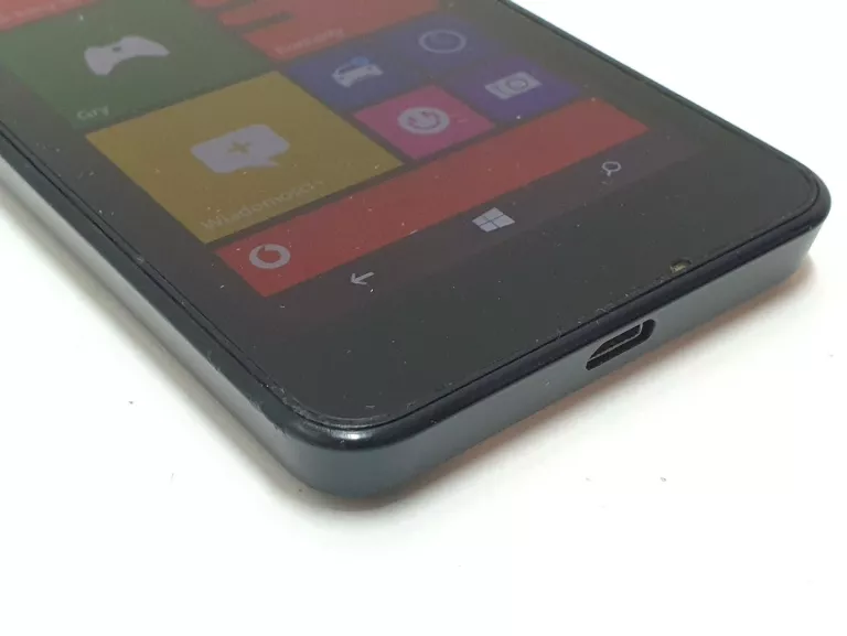TELEFON NOKIA LUMIA 635