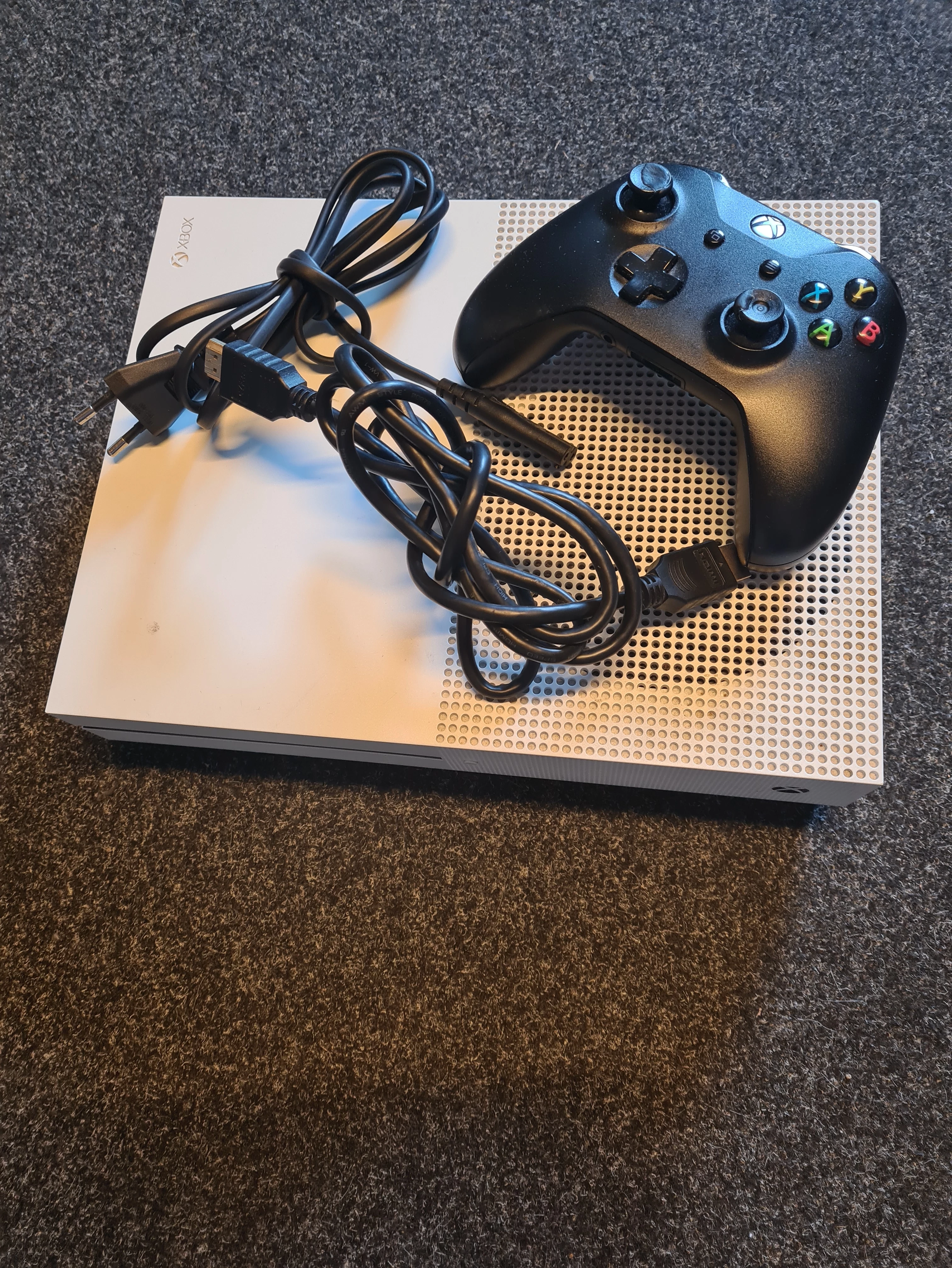 konsola-xbox-one-s-1681-wojska-p-8-aleksandrow-lodzki-nowa