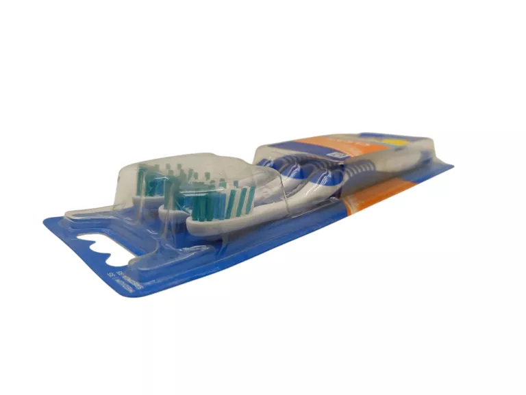 ORAL-B COMPLETE CLEAN SZCZOTECZKA DO ZĘBÓW MEDIUM 3SZT