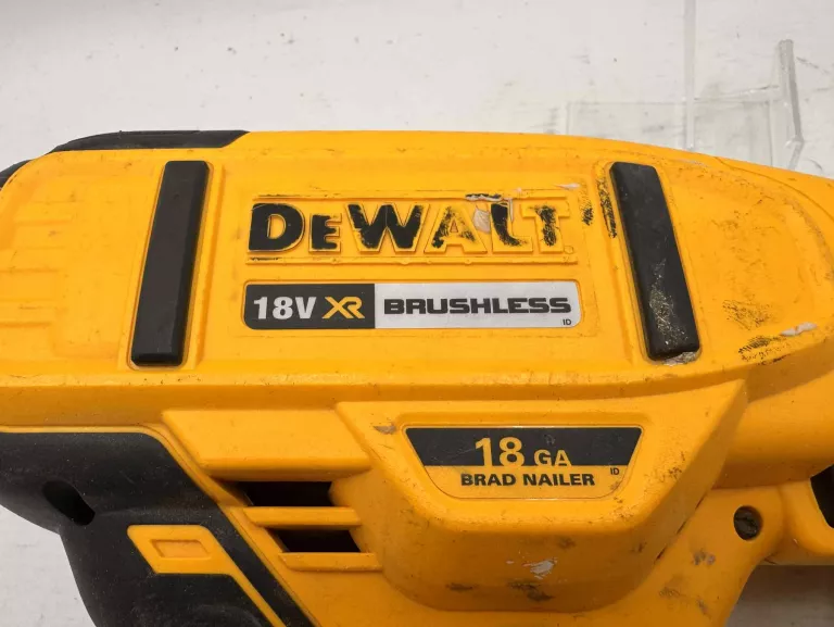 GWOŹDZIARKA SZTYFCIARKA AKU DEWALT DCN680 18GA WALIZKA
