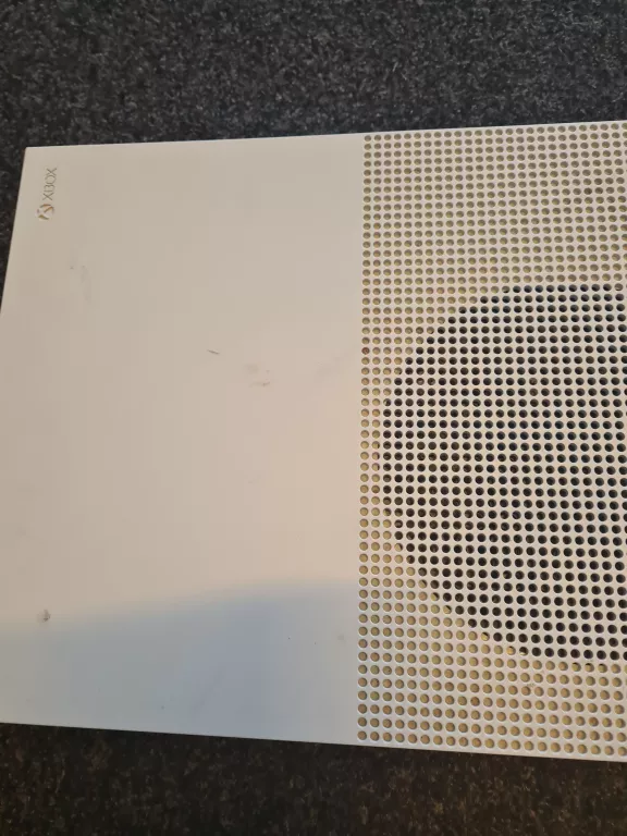 konsola-xbox-one-s-1681-liczba-kontrolerow-w-zestawie-205994-225550