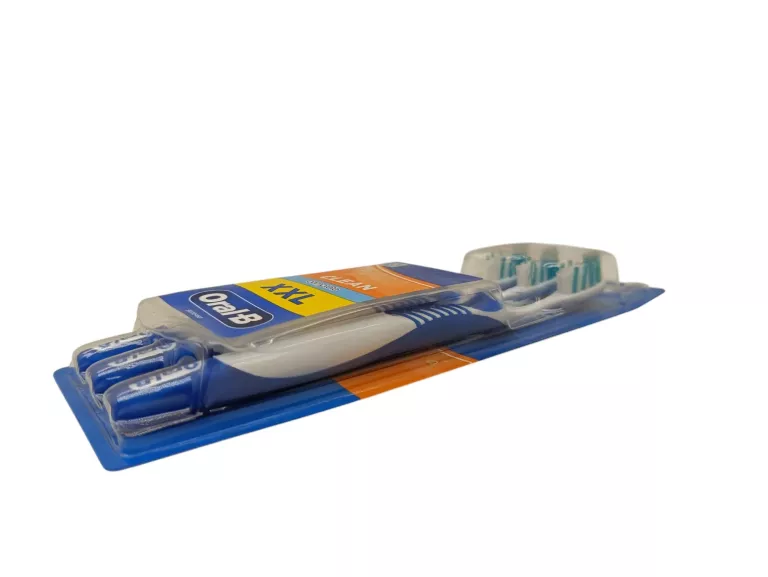 ORAL-B COMPLETE CLEAN SZCZOTECZKA DO ZĘBÓW MEDIUM 3SZT