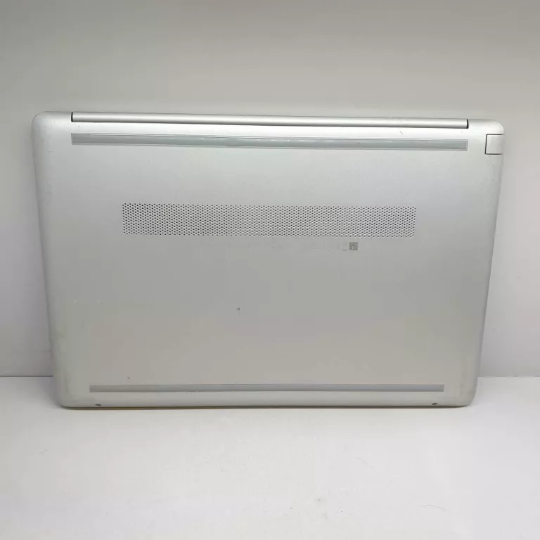 LAPTOP HP 15-DW3113NW/I5 8GB/512 GB SSD ŁAD
