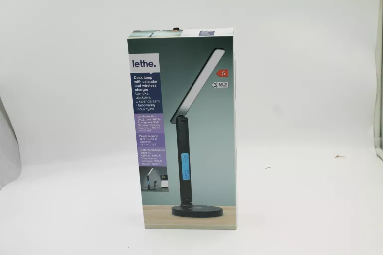 lampka-biurkowa-z-kalendarzem-i-ladowarka-indukcyjna-czarna-chelminska-56-grudziadz