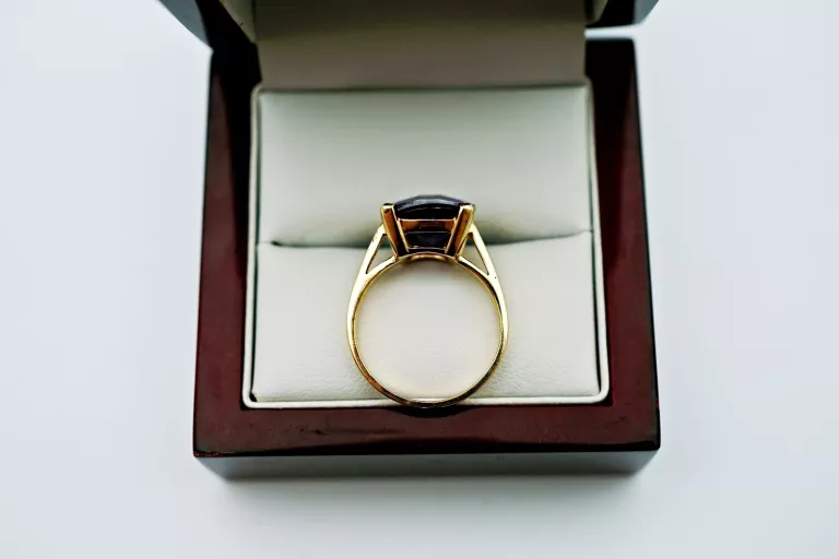 ELEGANCKI ZŁOTY PIERŚCIONEK Z AMETYSTEM PR.585 14K R.18 6,79G