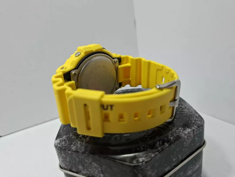 ZEGAREK CASIO DW 5900