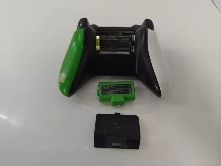 PAD DO XBOX ONE CREEPER MINECRAFT EDITION Z AKUMULATOREM