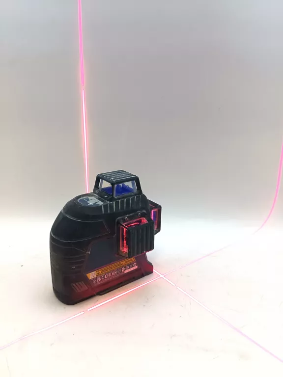 LASER BOSCH PROFESSIONAL GLL 3-80 KOMPLET W WALIZCE