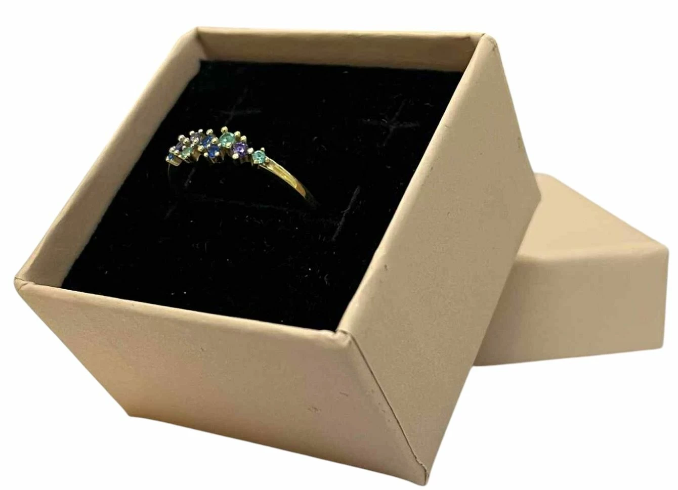 zloty-pierscionek-w-126-p-585-r-16-kamien-17088-128