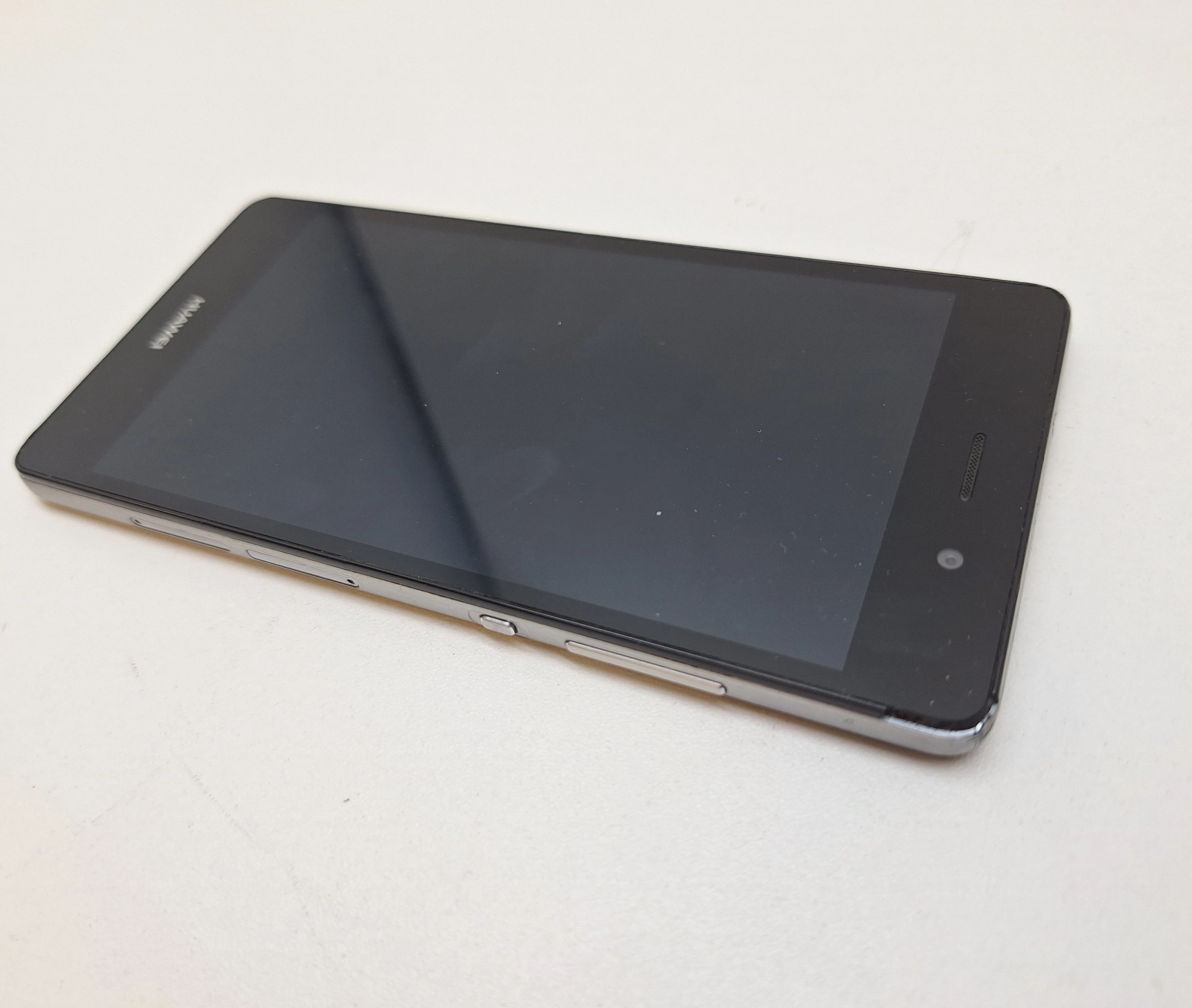 smartfon-huawei-p8-lite-2-gb-16-gb-kod-producenta-ale-l21