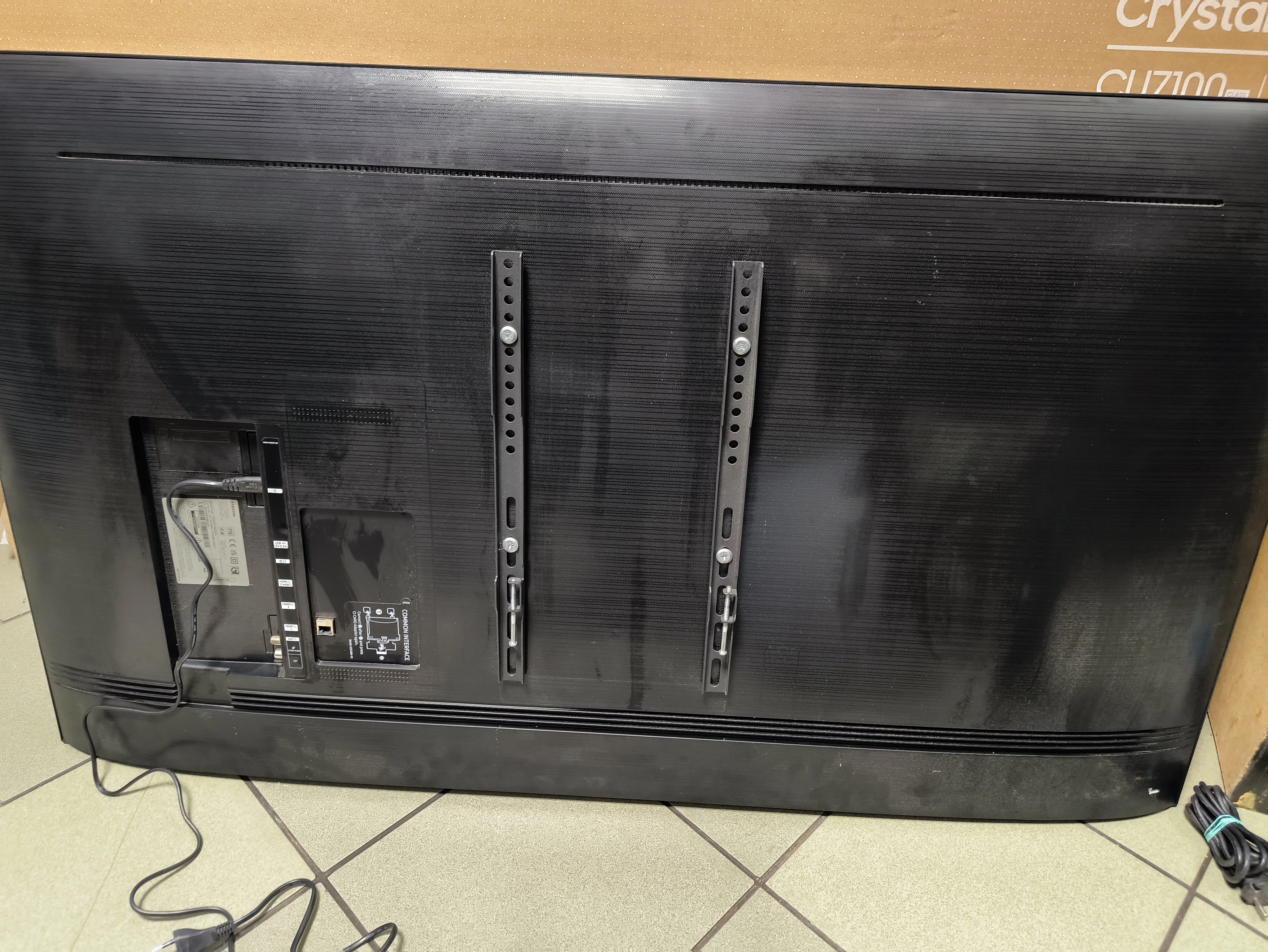 telewizor-samsung-ue55cu7192u-brak-pilota-i-podstawy-wieszak-pudelko-ean-gtin-8806094853490