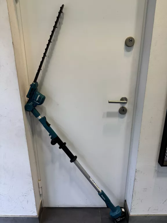 MAKITA DUN461W + AKUMULATOR 3.0AH NOŻYCE AKUMULATOROWE