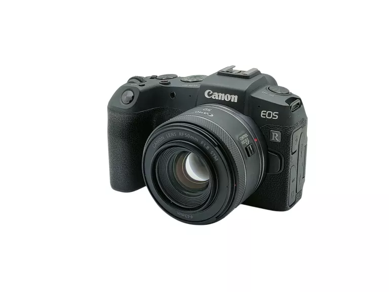 APARAT BEZLUSTERKOWY CANON EOS RP + OBIEKTYW RF 50MM F1.8 STM + TORBA