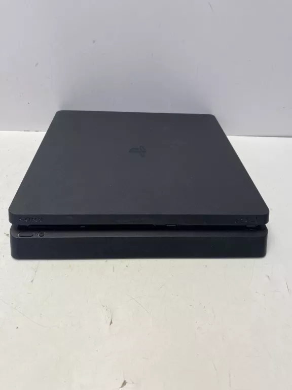 KONSOLA SONY PLAYSTATION 4 SLIM 500GB